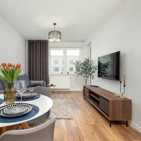 Velvet With Balcony In By Renters Διαμέρισμα