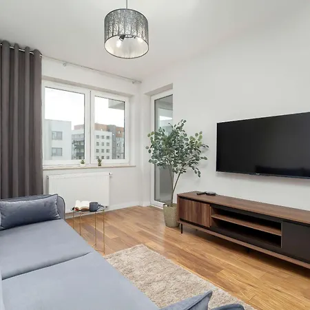 Velvet With Balcony In By Renters *