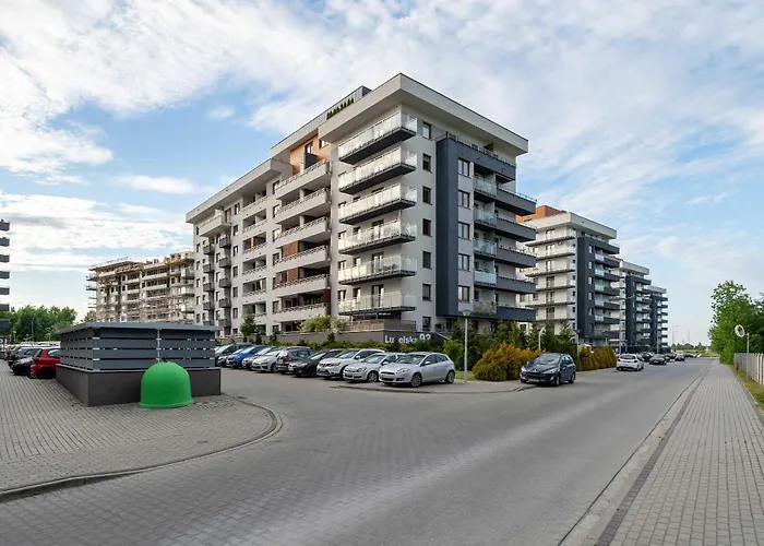 Velvet With Balcony In By Renters Rzeszów