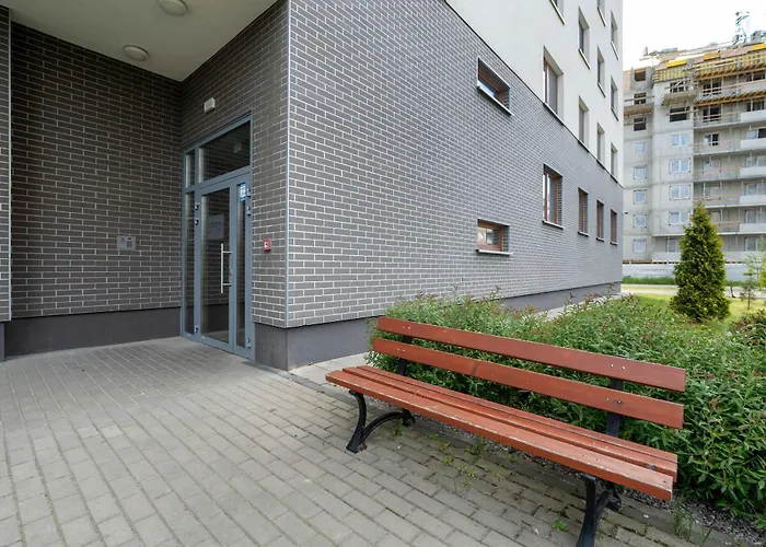 Velvet With Balcony In By Renters Appartamento *